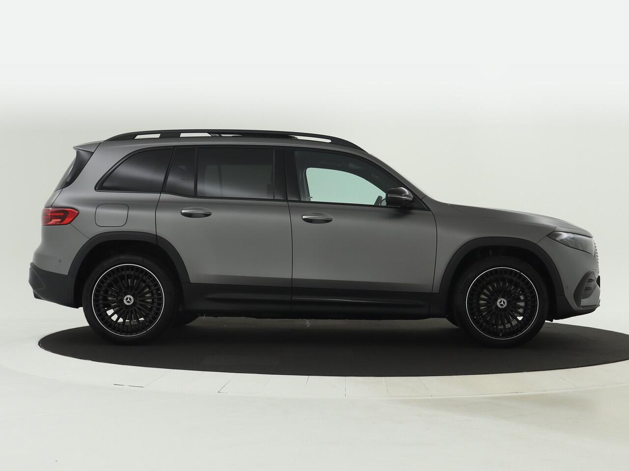 Mercedes-Benz EQB 250+ AMG Line 71 kWh | Head-up display | Parkeerpakket met 360°-camera | KEYLESS-GO comfort pakket | Burmester Surround Sound systeem | EASY PACK achterklep | Extra USB-poorten |