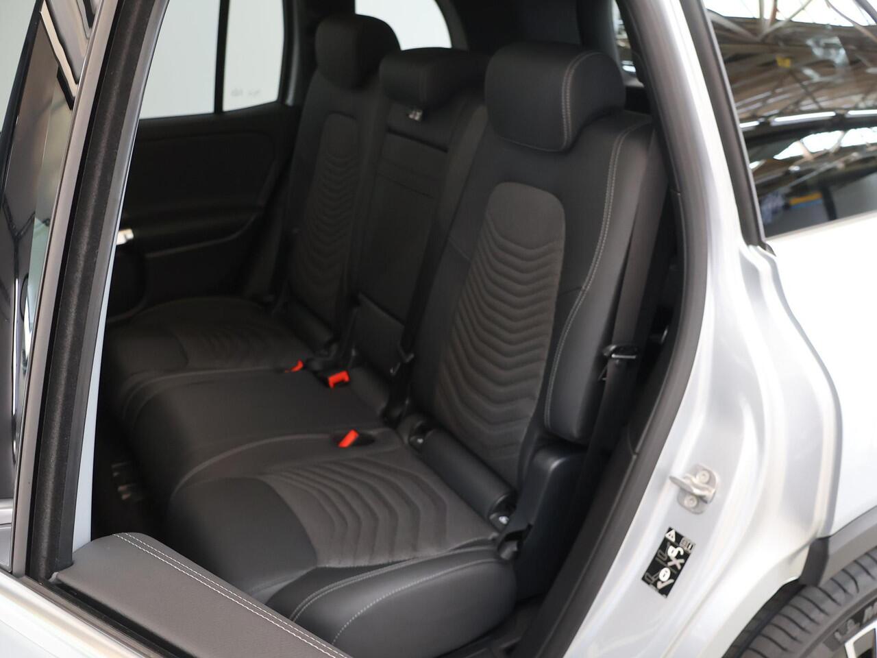 Mercedes-Benz EQB 250+ Luxury Line 71 kWh | Panoramadak | Winter Pakket | Car Play | Sfeerverlichting |