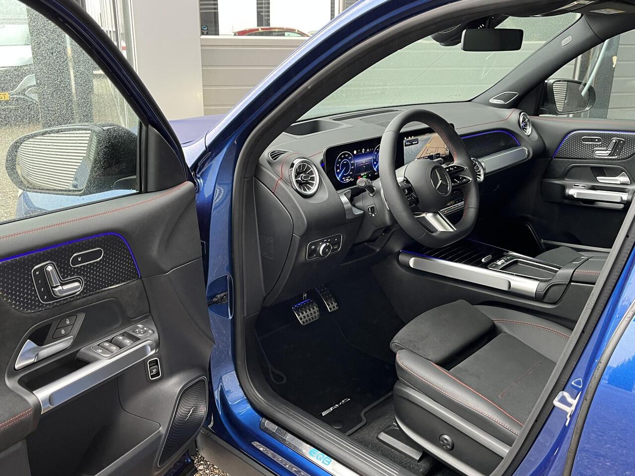 Mercedes-Benz EQB 250+ AMG Line | Rijassistentiepakket | Premium Pakket | Night Pakket | Winter Pakket | Panoramadak | Trekhaak | Elektrisch Verstelbare Stoelen + Memory | Burmester Surround Sound | 360° Camera | Head-up Display | Apple CarPlay | Android Auto