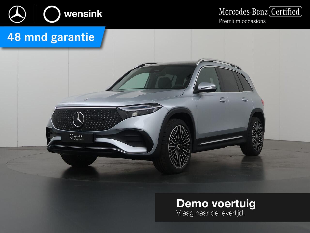 Mercedes-Benz EQB 250+ AMG Line 71 kWh | Panoramaschuifdak | Head-up display | Keyless go | Verstelbare demping| Smartphone-integratie |