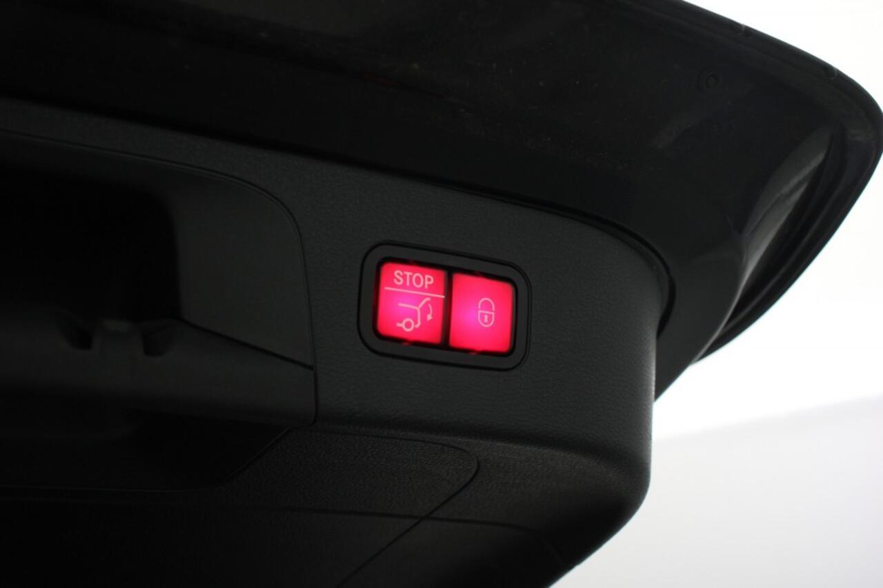 Mercedes-Benz EQC 400 4MATIC Business Solution AMG 80 kWh - Camera, Memory, Stoelverw. SOH 94%