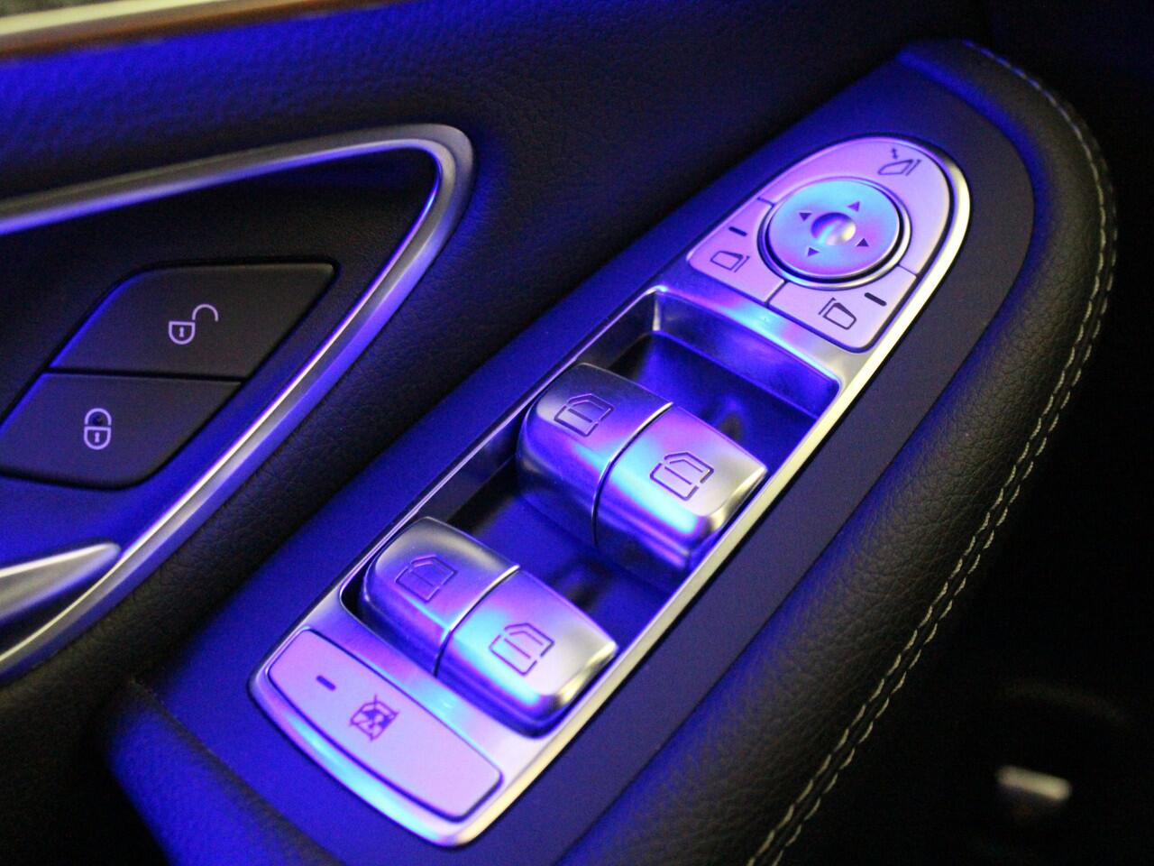 Mercedes-Benz EQC 400 4MATIC Premium Plus 80 kWh | SoH 93% | AMG | Pano | Leder |*