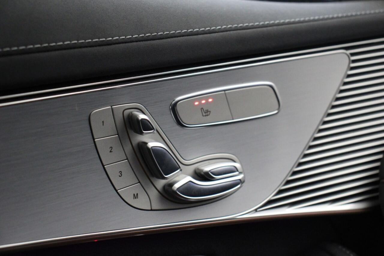 Mercedes-Benz EQC 400 4MATIC Business Solution AMG 80 kWh - Camera, Memory, Stoelverw. SOH 94%