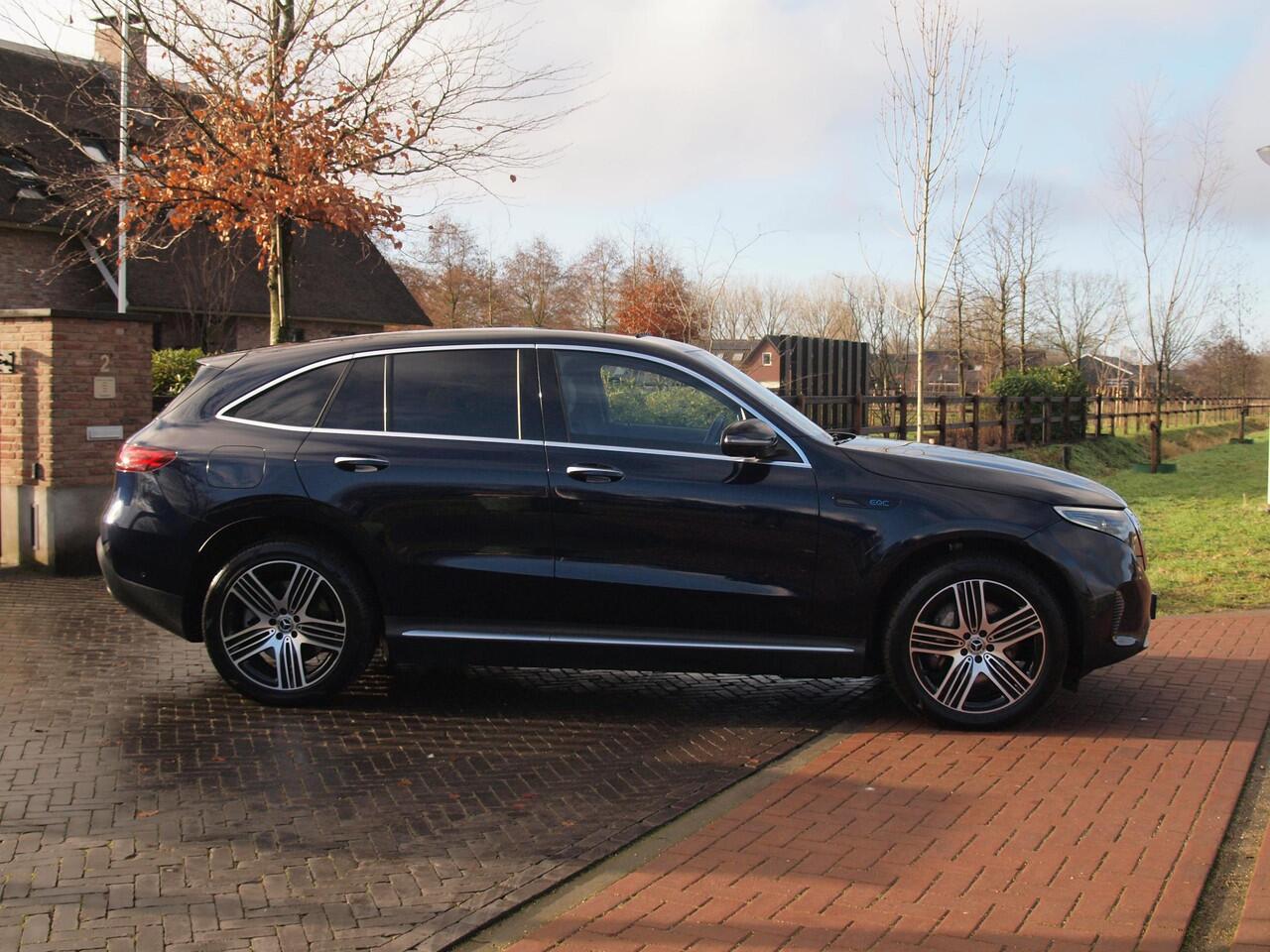 Mercedes-Benz EQC 400 4MATIC Business Solution Luxury 80 kWh | SOH 94% | Head-Up Display | Burmester Audio | 360 Camera | Schuifdak | Trekhaak |