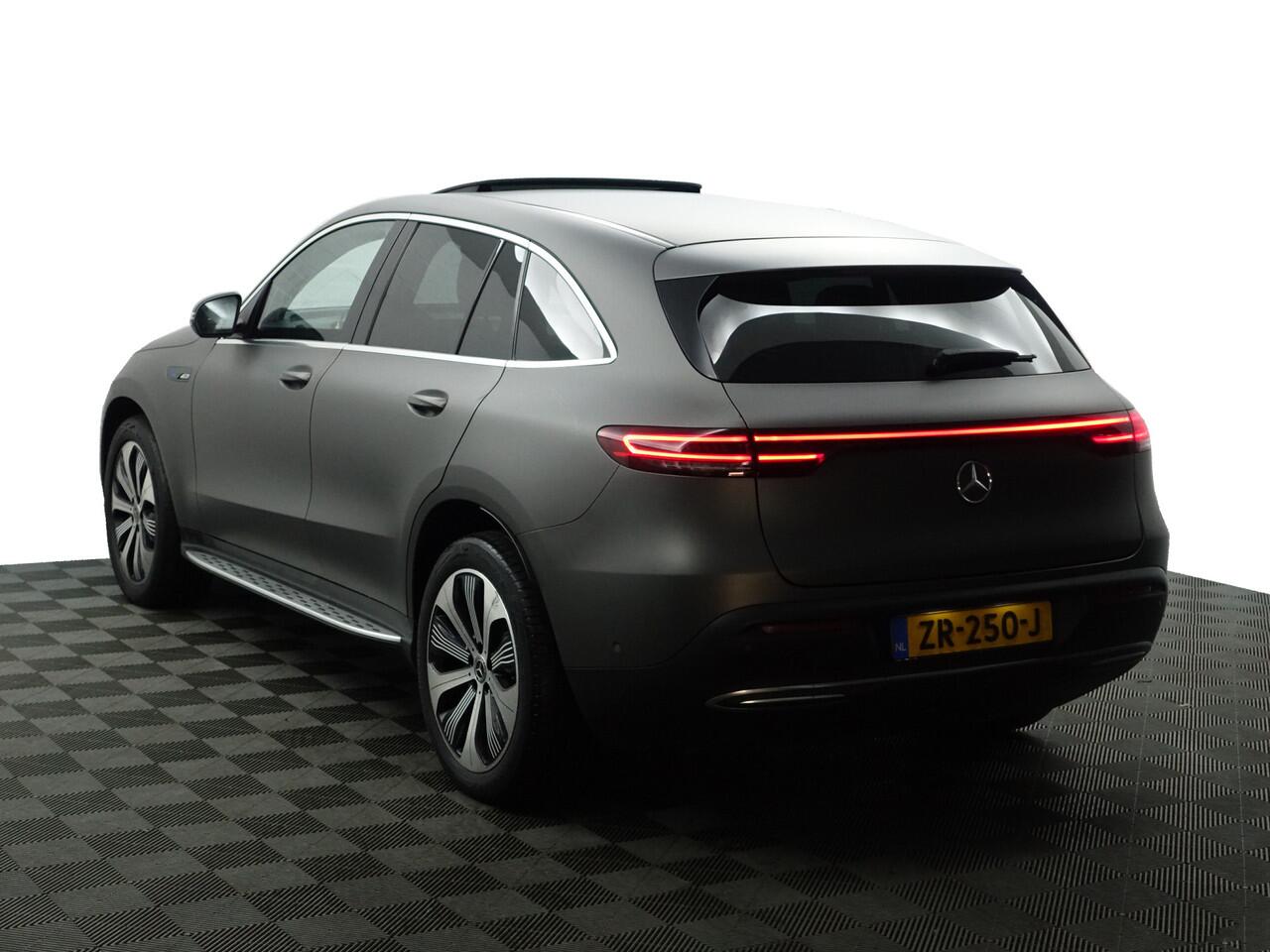 Mercedes-Benz EQC 400 4MATIC 1886 Edition 80 kWh- Stoelmassage, Schuifdak, Head Up, Sfeerverlichting, 360 Camera, Carplay