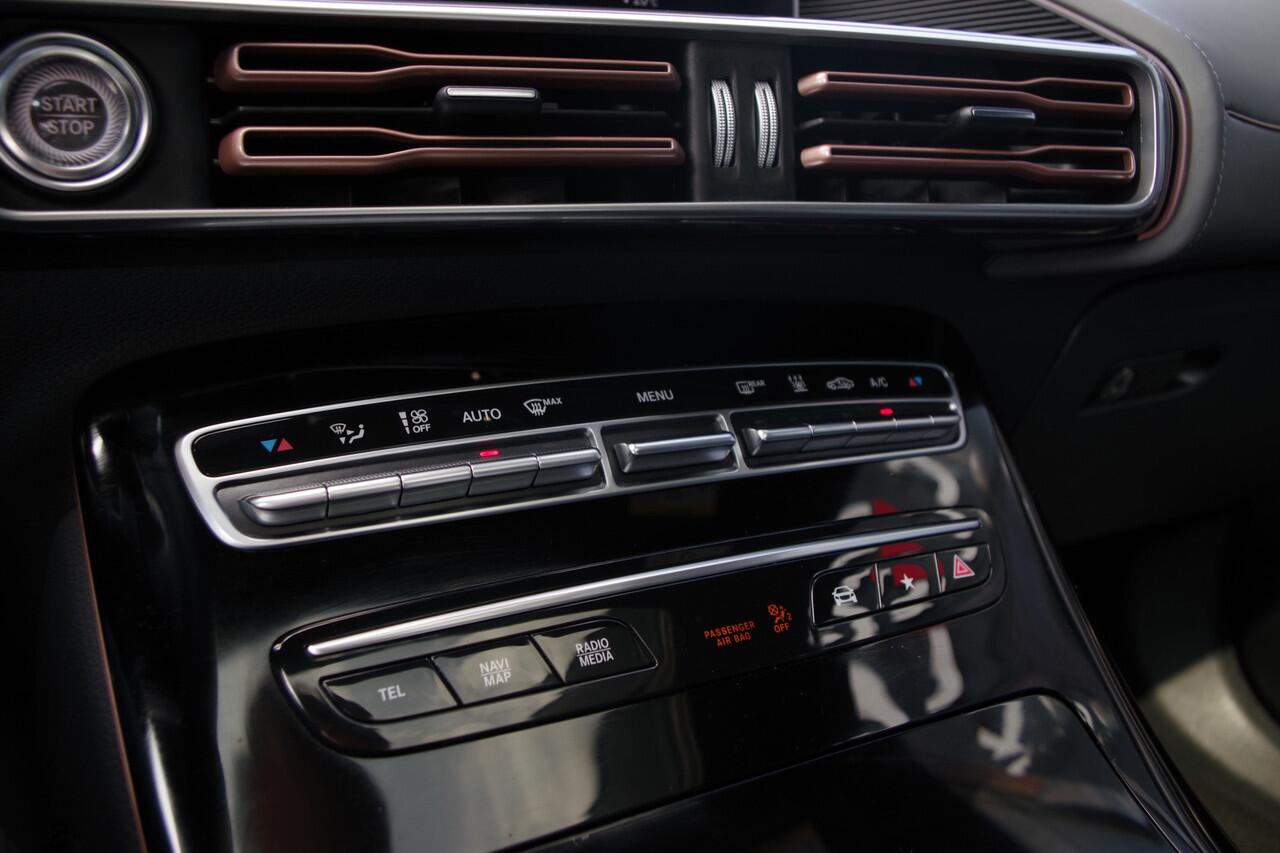 Mercedes-Benz EQC 400 4MATIC 408 PK Premium Plus 80 kWh, Panorama Dak, Burmester, 21 inch, LED