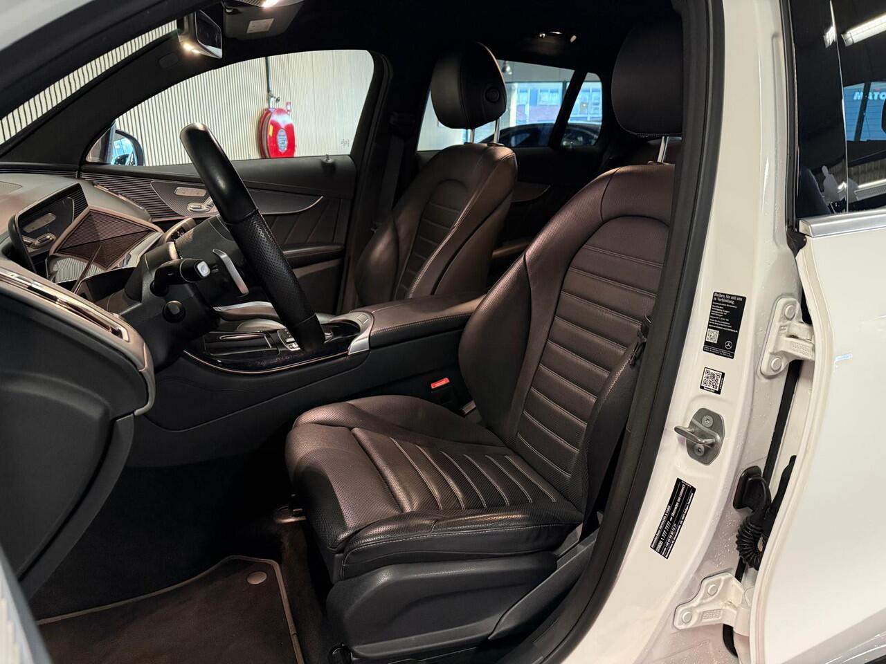 Mercedes-Benz EQC 400 4MATIC 80 kWh-SOH 95%-AMG STYLING-TREKHAAK-MEMORY-STOELVENTILATIE-360 CAMERA-BURMESTER-ZEER COMPLEET