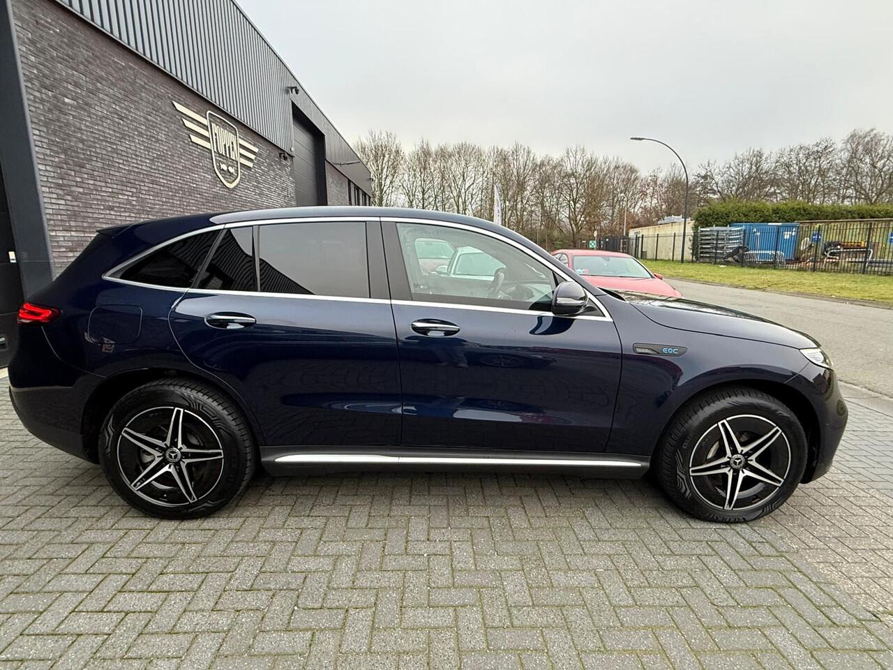 Mercedes-Benz EQC 400 4MATIC AMG Line 80 kWh | 2E EIGENAAR | 12MND GARANTIE | ACC | TREKHAAK | NL AUTO |