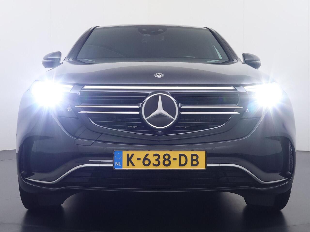 Mercedes-Benz EQC 400 4MATIC Business Solution AMG 80 kWh | SOH 94% | ADAPTIVE CRUISE CONTROL| ELEK. ACHTERKLEP| CAMERA| COMPLETE AUTO|