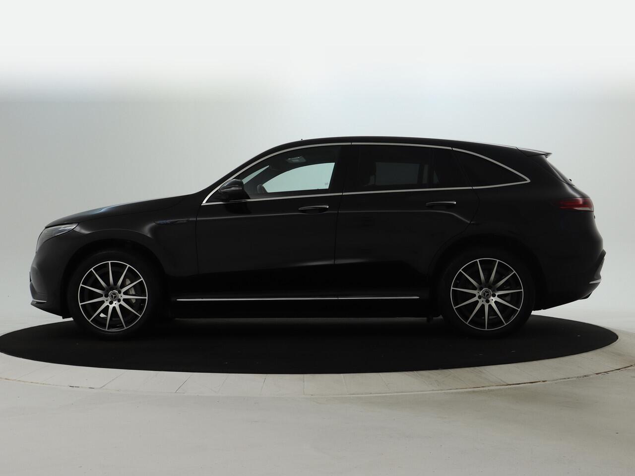 Mercedes-Benz EQC 400 4-MATIC Business Solution AMG 80 kWh | Rijassistentie Pack | Schuifdak | Burmester® | Head up | Sfeerverlichting | Memory | Keyless Go | Inclusief 48 maanden Mercedes-Benz Certified garantie voor Europa.