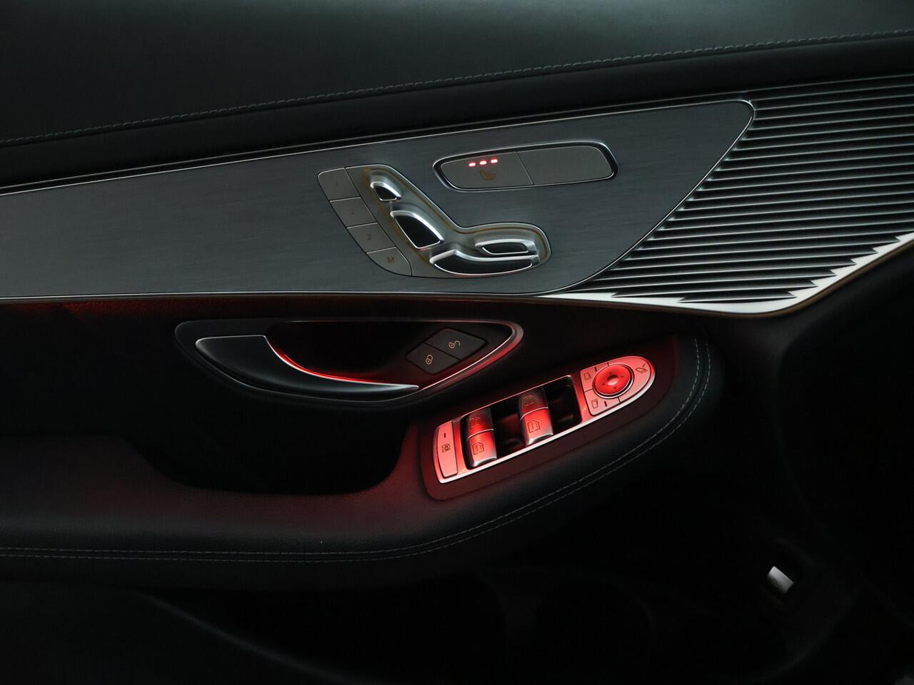 Mercedes-Benz EQC 400 4-MATIC Business Solution AMG 80 kWh | Rijassistentie Pack | Schuifdak | Burmester® | Head up | Sfeerverlichting | Memory | Keyless Go | Inclusief 48 maanden Mercedes-Benz Certified garantie voor Europa.