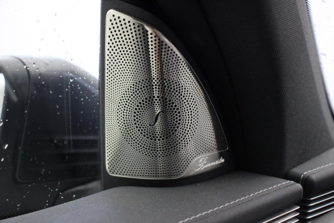 Mercedes-Benz EQC 400 4MATIC Business Solution AMG 80 kWh - Camera, Memory, Stoelverw. SOH 94%