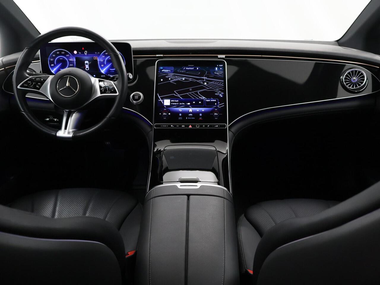 Mercedes-Benz EQE 300 Business Edition 89 kWh | Panoramadak | Navigatie | Parkeercamera | Stoelverwarming | Keyless Go |