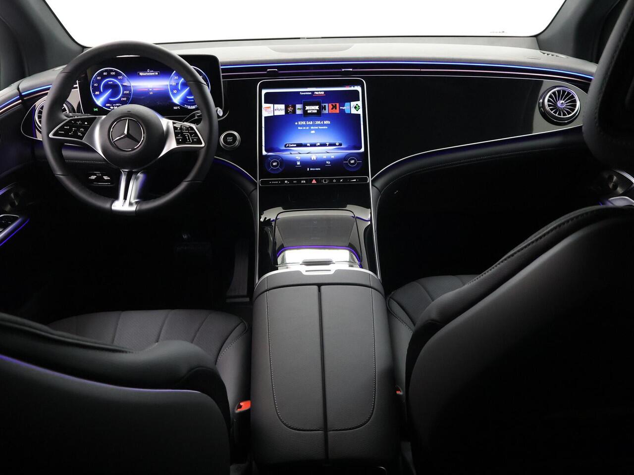 Mercedes-Benz EQE SUV 350+ Business Edition | Panoramaschuifdak | Airmatic | Burmester | Trekhaak | Executive pakket