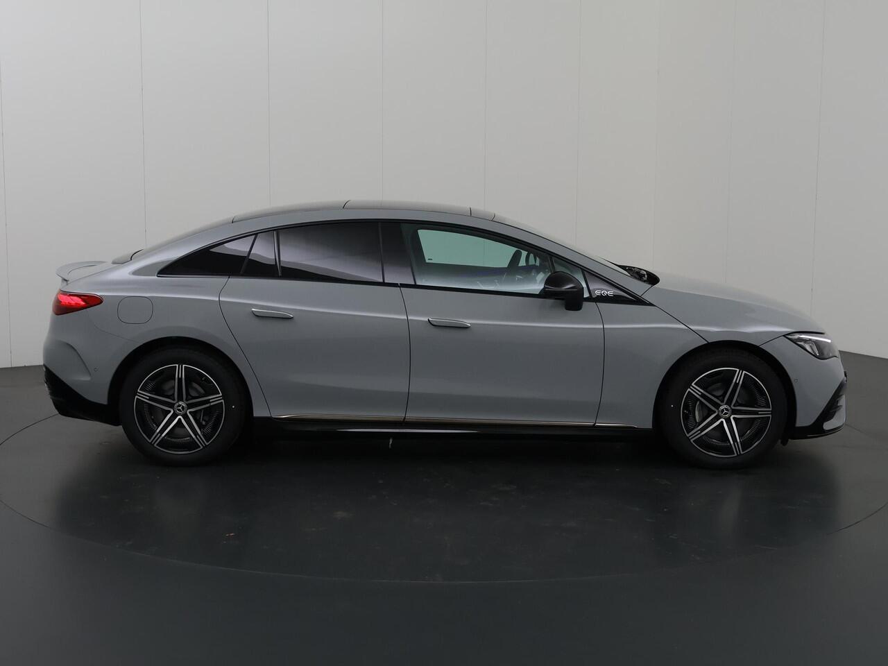 Mercedes-Benz EQE 300 Sport Edition | Panoramadak | Winterpakket | Burmester Sound | Rij-assistentiepakket | 19-Inch AMG | Night pakket