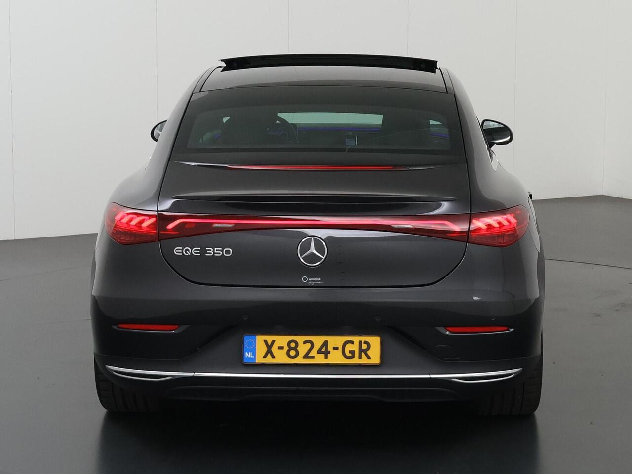 Mercedes-Benz EQE 350+ Luxury Line 91 kWh | Panoramadak | Burmester 3D | Memory | Digital Light | 360 graden camera | Keyless | 21" lichtmetalen velgen |