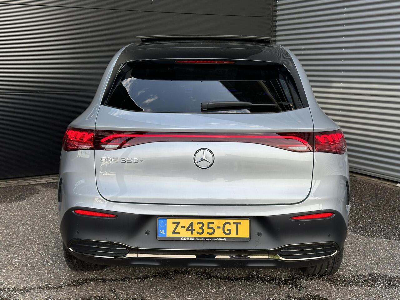 Mercedes-Benz EQE SUV 350+ AMG Line | Premium Pakket | Night Pakket | Rijassistentie Pakket Plus | Panoramadak | Burmester 3D Surround Sound | 360° Camera | Head-up Display | DISTRONIC Afstandsassistent | Verkeersbordenassistent | DIGITAL LIGHT | Elektrisch Verstelbare Sto