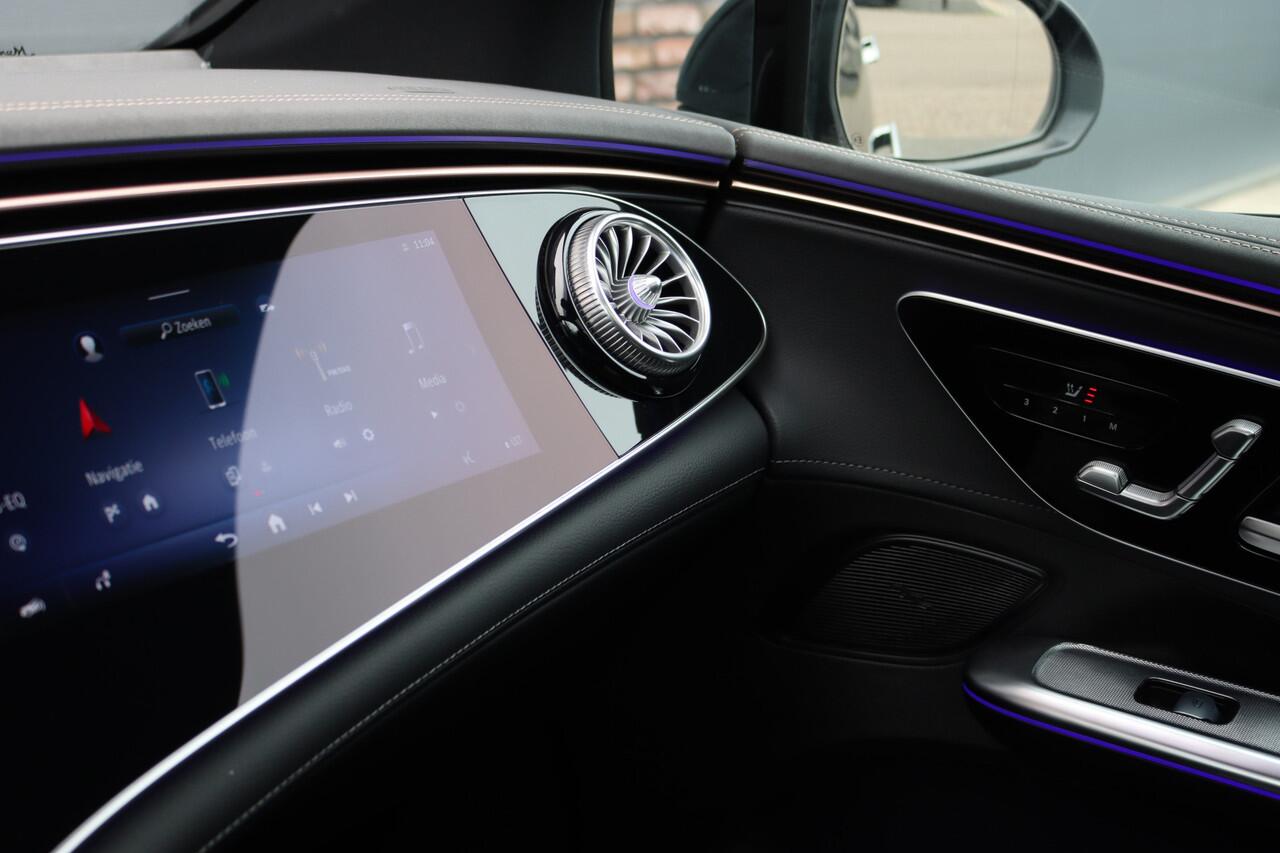 Mercedes-Benz EQE 300 Business Line 89 kWh | MBUX Hyperscreen | Distronic | Memory | Panoramadak | Verwarmd Stuurwiel | Augmented Reality | Leder | Warmtepomp |