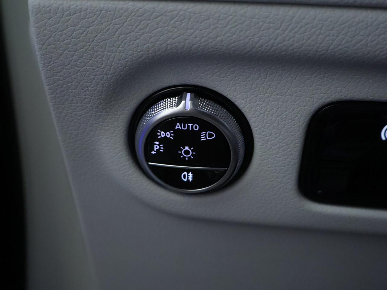 Mercedes-Benz EQE 300 Sport Edition 89 kWh | Rijassistentiepakket plus | KEYLESS GO-pakket | Premium Pack | Digital light | Burmester® 3D-Surround sound system | Parkeerpakket met 360° camera's | Inclusief 48 maanden MB Certified garantie voor Europa.