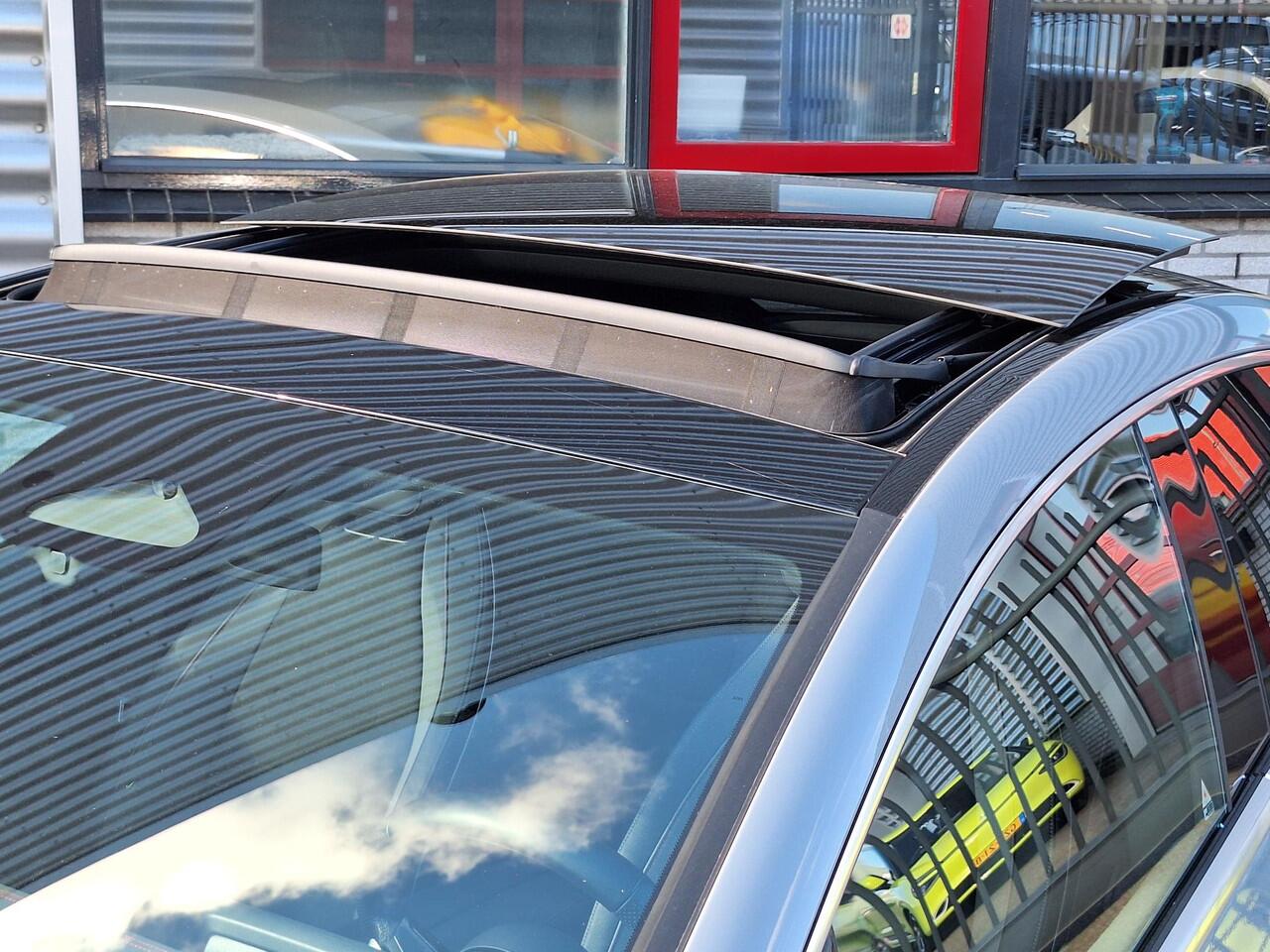 Mercedes-Benz EQE 300 Sport Edition | Panoramadak | Achteruitrijcamera | Memory pakket | Keyless-GO | Sfeerverlichting | Elektrische achterklep