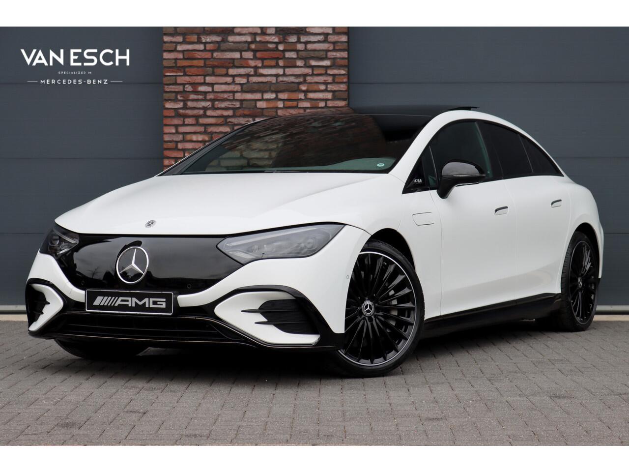 Mercedes-Benz EQE 300 Premium AMG Line 89 kWh | Hyperscreen | Airmatic | Distronic+ | Memory | Burmester | Digital Light | Panoramadak | Warmtepomp | Surround Camera | Augmented Reality | Leder | Keyless Go |