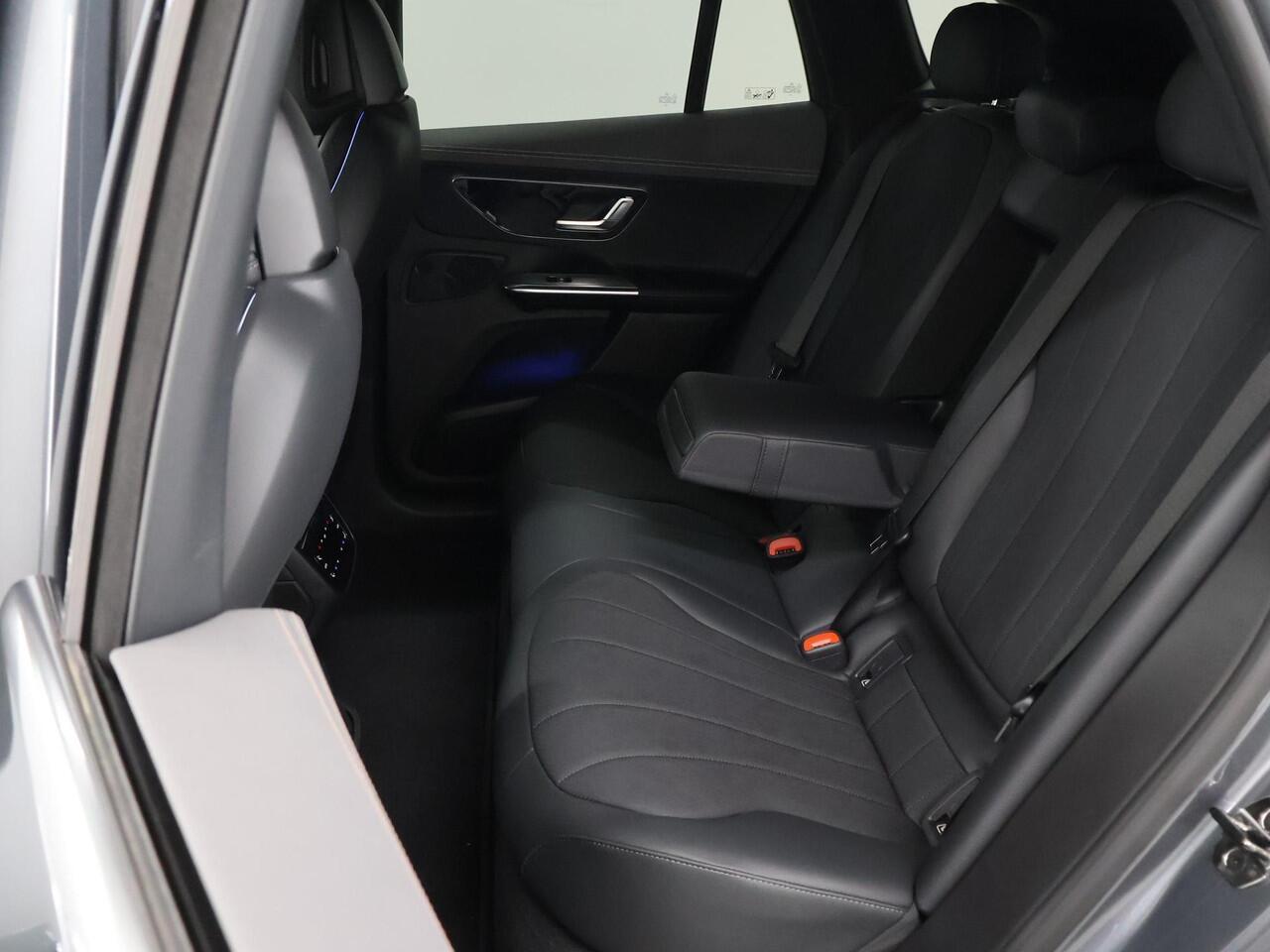 Mercedes-Benz EQE SUV 350+ Business Edition 96 kWh | Nieuwprijs ¤91461,- | Trekhaak | cruise control adaptief | Sfeerverlichting |