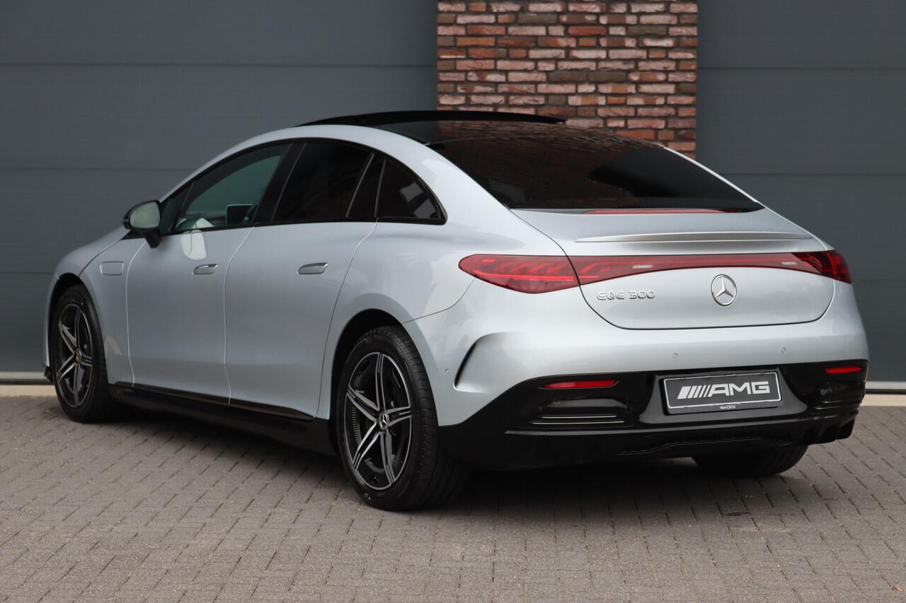 Mercedes-Benz EQE 300 AMG Line 89 kWh | Panoramadak | Distronic+ | Burmester | Memory | Leder | Surround Camera | Digital Light | Keyless Go | Warmtepomp |