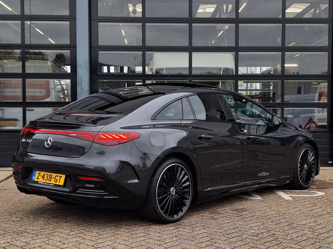 Mercedes-Benz EQE 300 | Panoramadak | Luchtvering | AMG Night | Premium PLUS | Nightpakket | Panoramadak | Luchtvering | Head-up Display | 360° Camera | Sfeerverlichting | Burmester® 3D | Rijassistentiepakket Plus | Memorystoelen Verwarmd | Sfeerverlichting | Apple & Andro