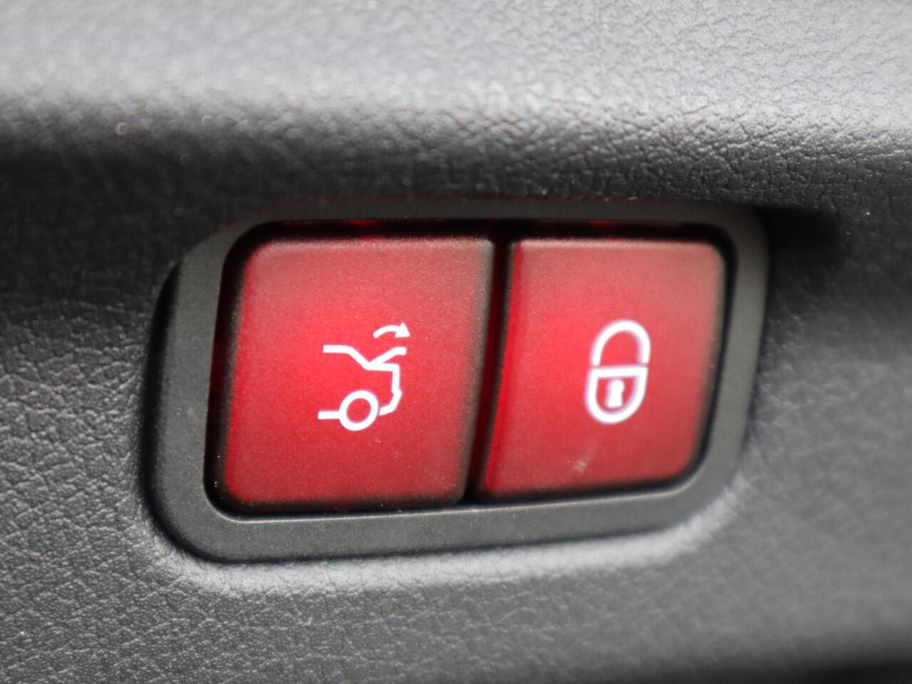 Mercedes-Benz EQE 300 AMG Line 89 kWh