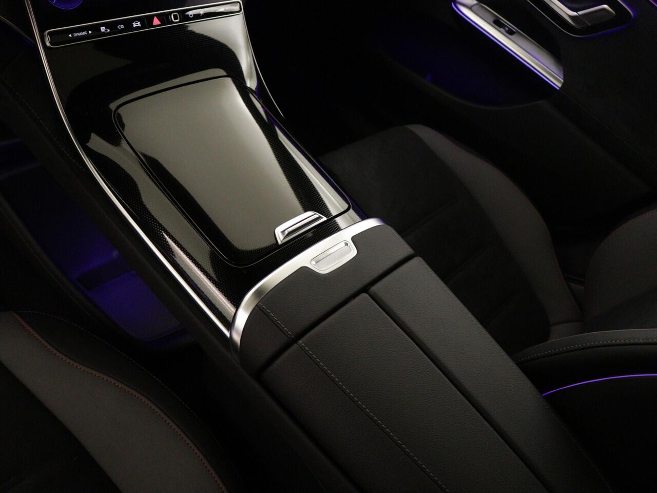 Mercedes-Benz EQE 300 Sport Edition 89 kWh | Nightpakket | Rijassistentiepakket plus | KEYLESS GO-pakket | Parkeerpakket met 360° camera's | Inclusief 48 maanden Mercedes-Benz Certified garantie voor Europa.