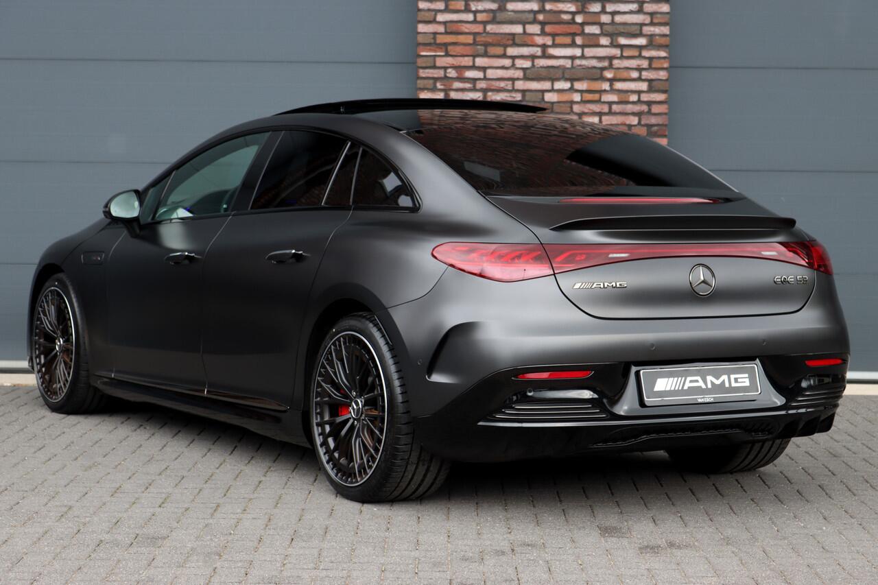 Mercedes-Benz EQE AMG 53 4MATIC+ 90 kWh | 72500,- Ex | MBUX Hyperscreen | Airmatic | Achterasbesturing | Distronic+ | Massage | Memory | Burmester | Stoelventilatie | HUD | Digital Light | Warmtepomp | Surround Camera |