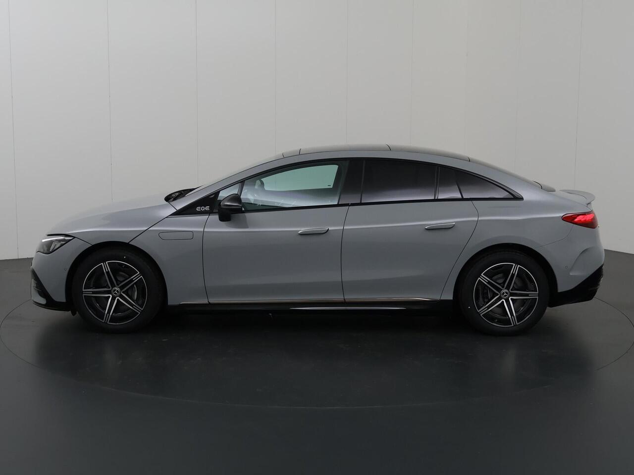 Mercedes-Benz EQE 300 Sport Edition | Panoramadak | Winterpakket | Burmester Sound | Rij-assistentiepakket | 19-Inch AMG | Night pakket