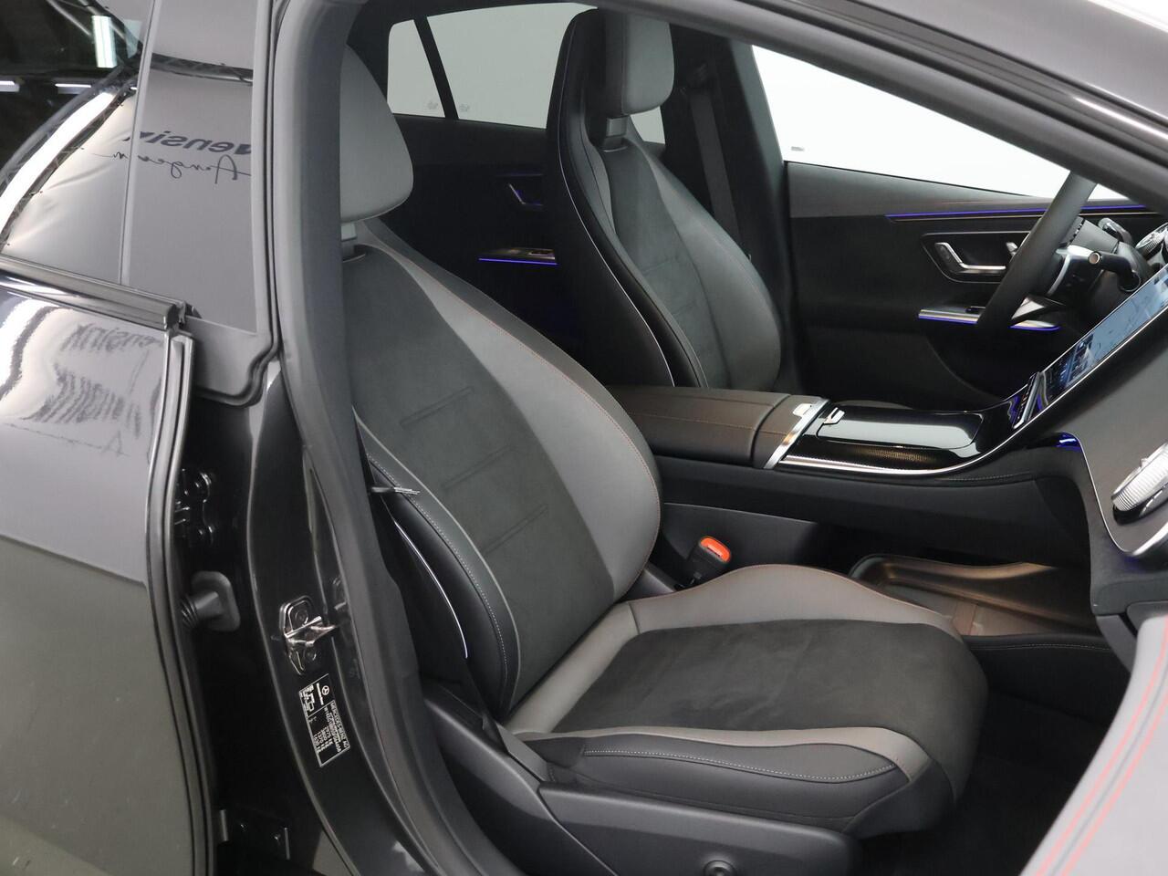 Mercedes-Benz EQE 300 Sport Edition 89 kWh | AMG Line | Panoramadak | Nightpakket | AIRMATIC | 21-Inch | Winterpakket | Burmester | Apple Car Play