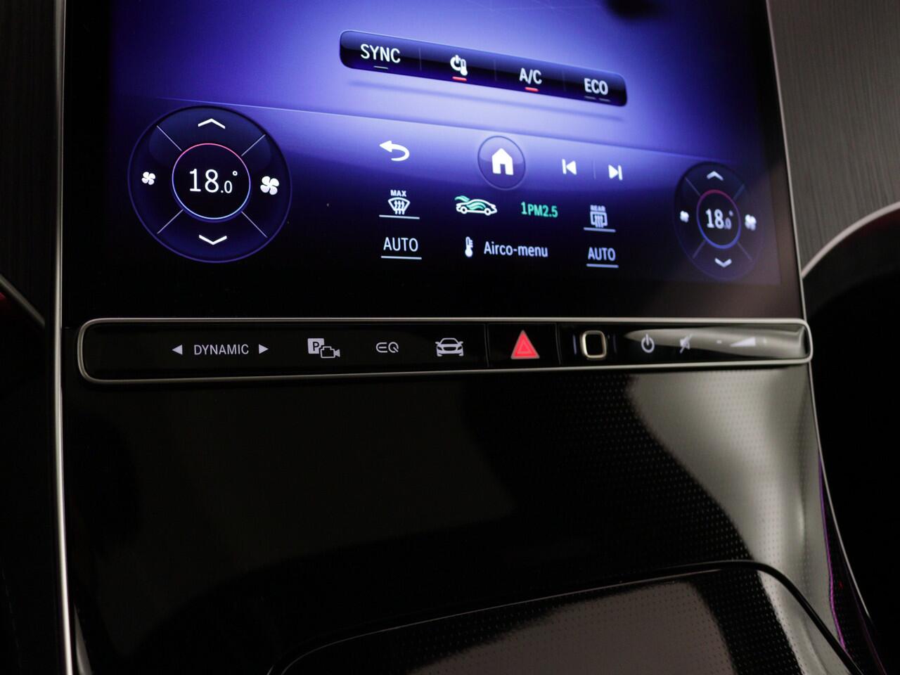 Mercedes-Benz EQE SUV 350+ AMG Line 91 kWh | Airmatic | Nightpakket | Rijassistentiepakket Plus | Head-up display | DIGITAL LIGHT | Akoestiek comfortpakket | Burmester® 3D-Surround sound system | USB-pakket plus |