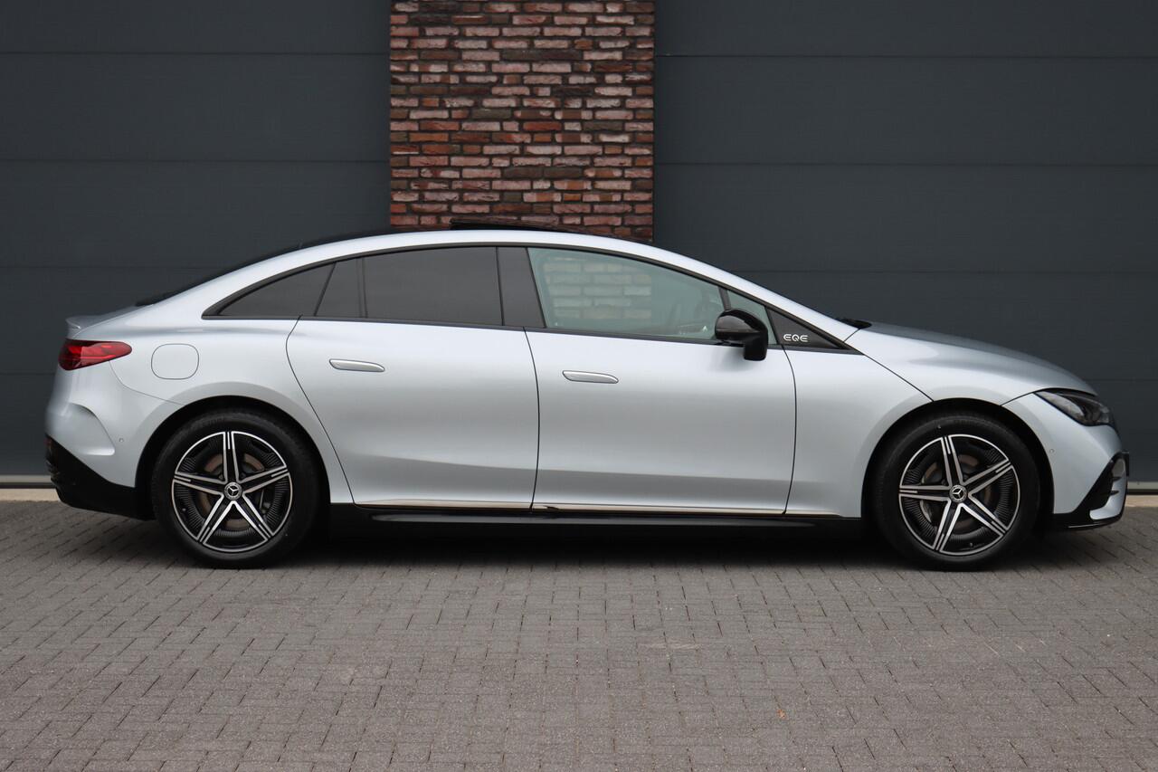 Mercedes-Benz EQE 300 AMG Line 89 kWh | Panoramadak | Distronic+ | Burmester | Memory | Leder | Surround Camera | Digital Light | Keyless Go | Warmtepomp |