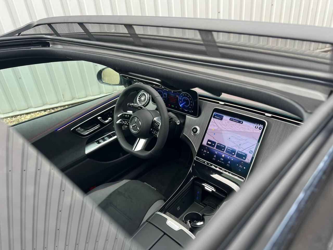 Mercedes-Benz EQE 300 AMG Line | Night Pakket | Panoramadak | 360° Camera | Burmester® 3D | Rijassistentiepakket Plus | Memorystoelen Verwarmd | Apple & Android Carplay | Sfeerverlichting