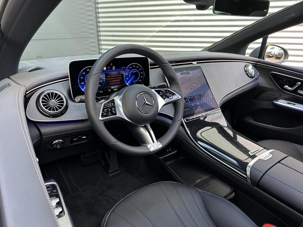 Mercedes-Benz EQE 300 | Panoramadak | Luxury | Achteruitrijcamera | Memorystoelen Verwarmd | Sfeerverlichting | Apple & Android Carplay