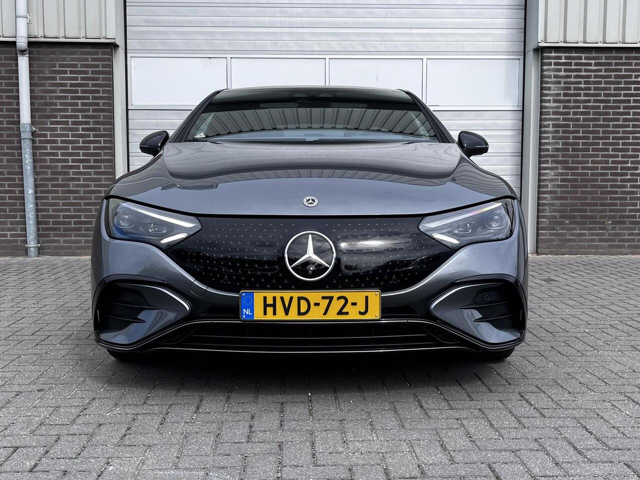 Mercedes-Benz EQE 350 AMG Line | Night Pakket | Panoramadak | Rijassistentiepakket Plus | AIRMATIC Luchtvering | Burmester 3D Surround | 360° Camera | DIGITAL LIGHT | Elektrisch Verstelbare Stoelen + Memory | Stoelverwarming | Stuurverwarming | Apple CarPlay | Android Auto