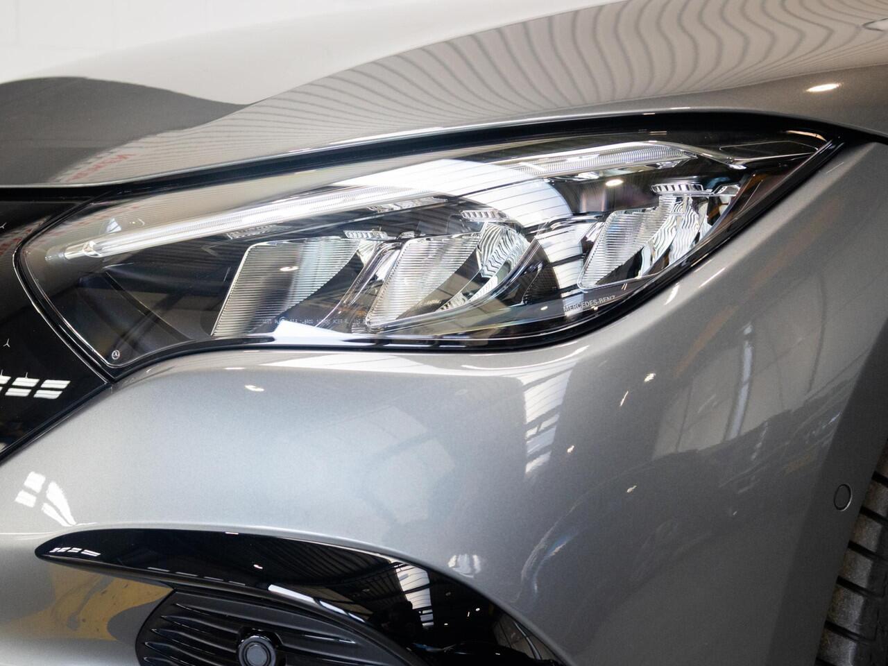 Mercedes-Benz EQE Limousine 300 Business Edition 90 kWh Panorama dak