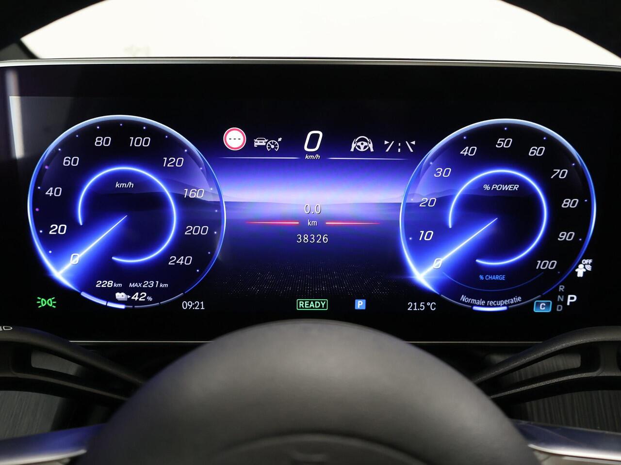 Mercedes-Benz EQE SUV 350+ AMG Line 91 kWh | Panoramadak | Trekhaak | Burmester | Memory stoelen | Luchtvering | Rijassistentiepakket | Stuur/stoelverwarming |