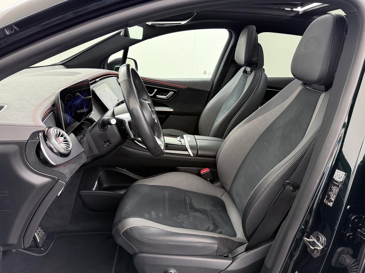 Mercedes-Benz EQE SUV 350+ AMG Line 105kwh PanoramaDak Airmatic 22"Concave Velgen Night+Premium Pack Burmester®Surround Trekhaak Distronic plus Adap.Cruise 360°Camera Navi Ecc Warmtepomp Apple Carplay Android Auto Memory Stoelen+Verwarmd Stuurverwarming Active-Park-assist 