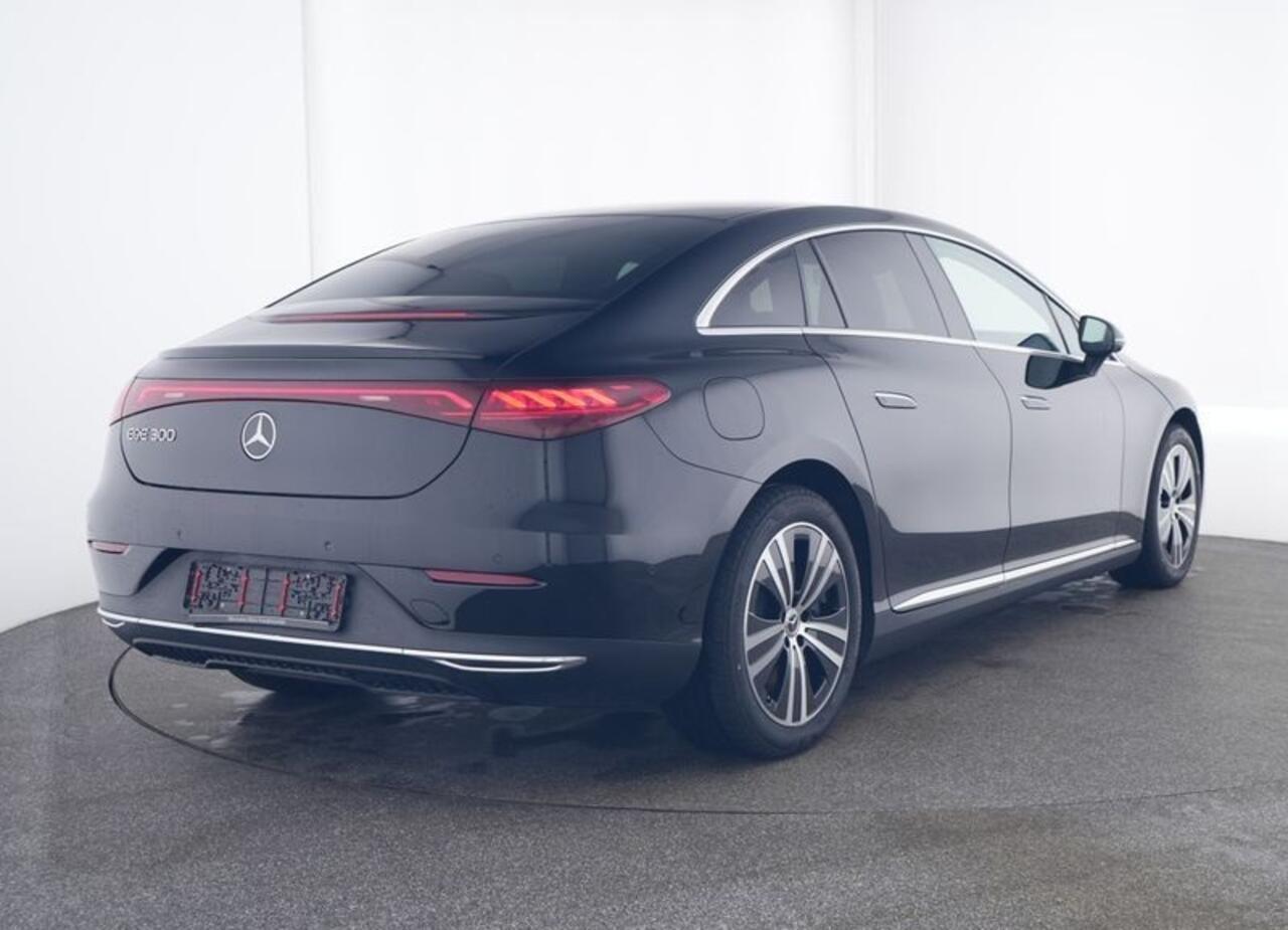 Mercedes-Benz EQE 300 Premium Head-Up 360 Camera Memory Pakket Navi 19 Inch Trekhaak