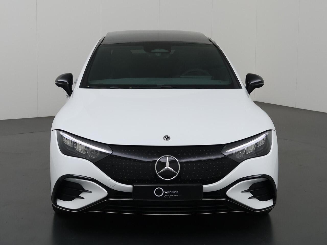 Mercedes-Benz EQE 300 Sport Edition | AMG Line | Panoramadak | Nightpakket | Rijassistentiepakket | Luchtvering | Winter pakket | Premium sfeerverlichting | 21 Inch Mulitspaaks