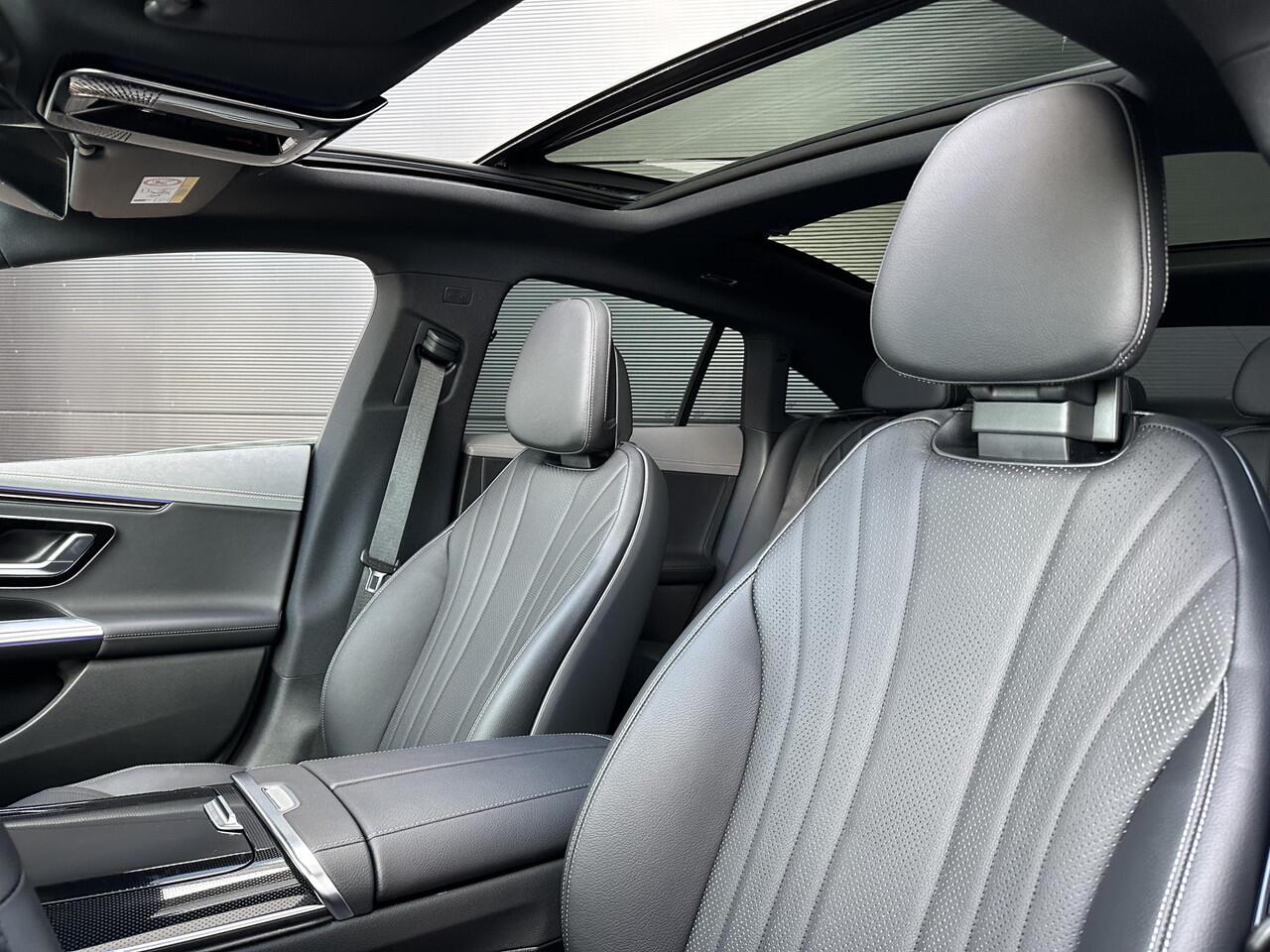 Mercedes-Benz EQE 300 | Panoramadak | Luxury | Achteruitrijcamera | Memorystoelen Verwarmd | Sfeerverlichting | Apple & Android Carplay