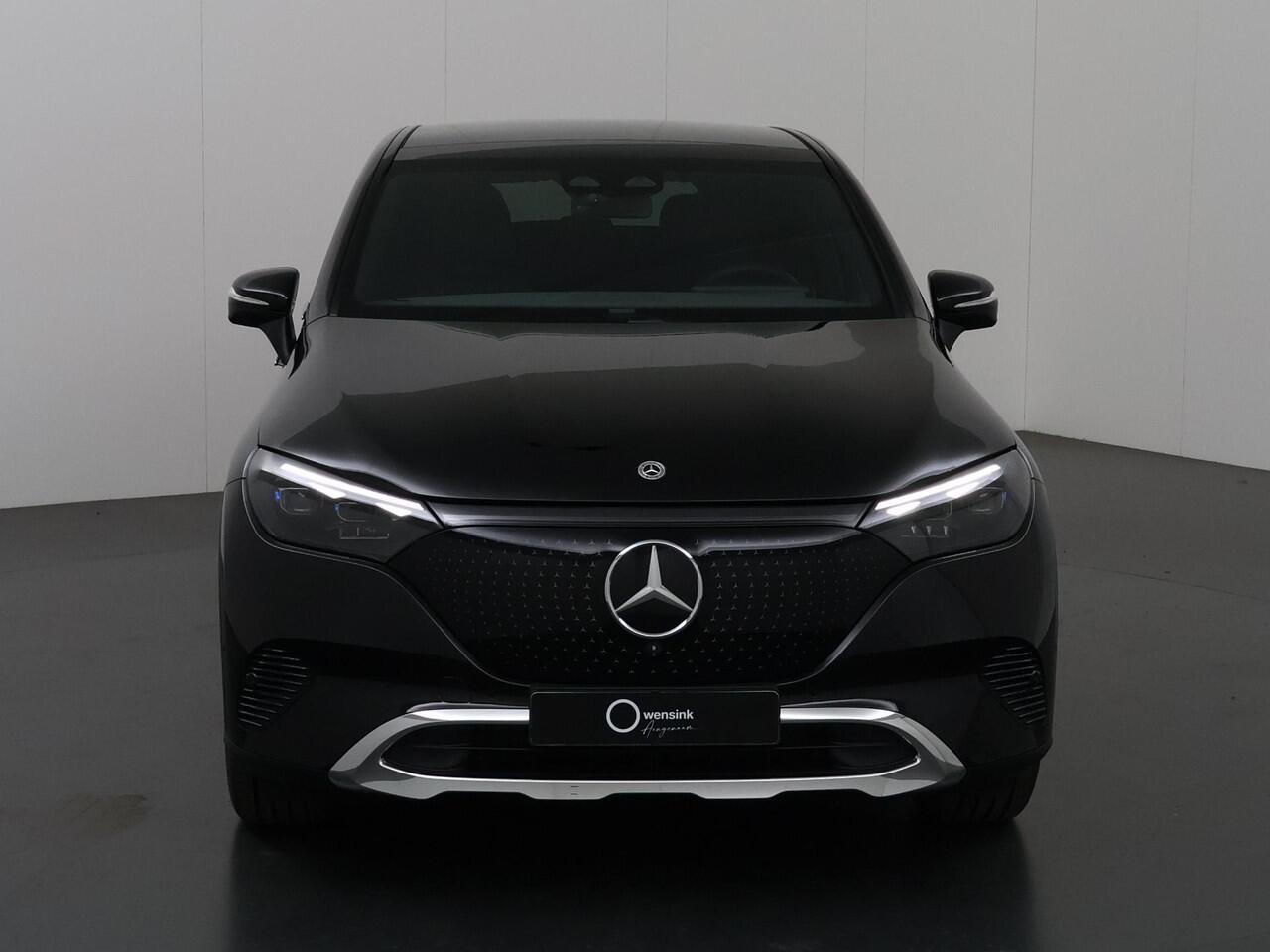 Mercedes-Benz EQE SUV 350+ Business Edition | Panoramaschuifdak | Airmatic | Burmester | Trekhaak | Executive pakket