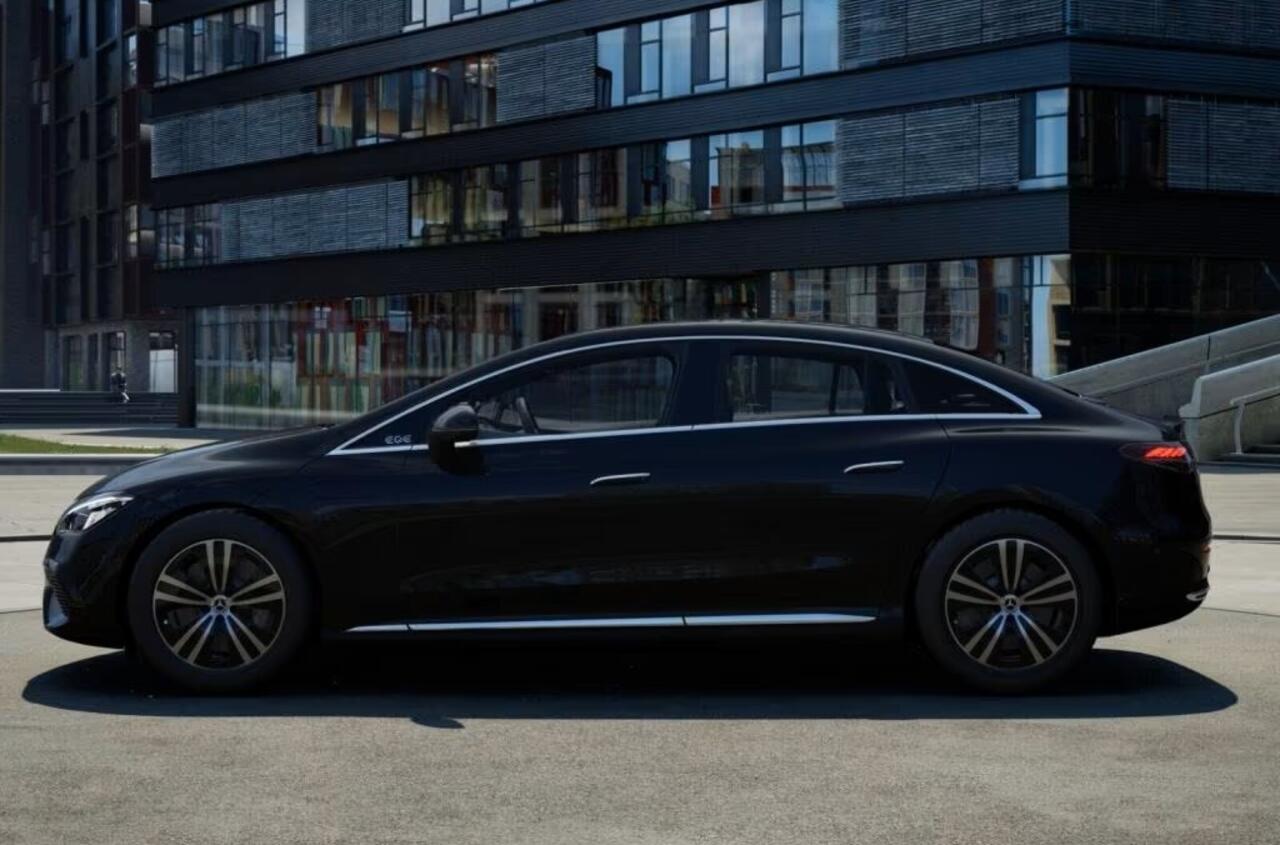 Mercedes-Benz EQE 300 Hyper Screen 89 kWh Trekhaak Airmatic Distronic Memory Stoelverwarming