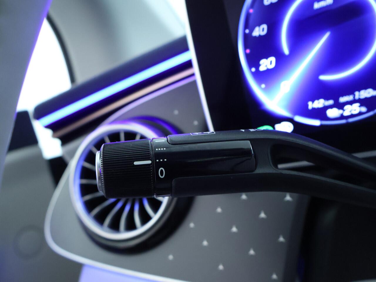 Mercedes-Benz EQE 300 Sport Edition 89 kWh | Rijassistentiepakket plus | KEYLESS GO-pakket | Premium Pack | Digital light | Burmester® 3D-Surround sound system | Parkeerpakket met 360° camera's | Inclusief 48 maanden MB Certified garantie voor Europa.