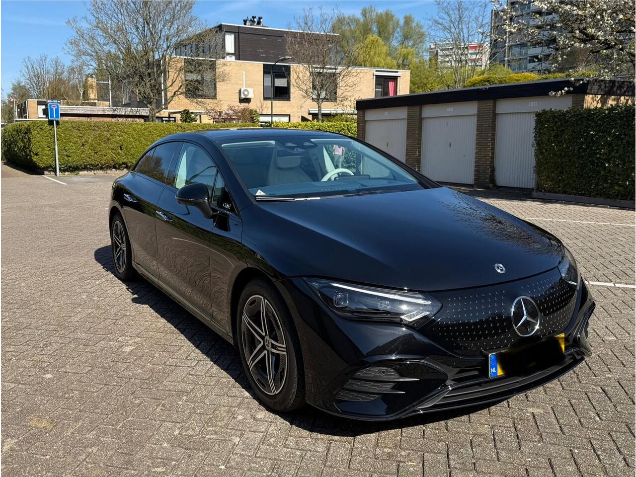 Mercedes-Benz EQE 300 AMG Line 89 kWh Bezichtiging op vooraf gemaakte afspraak