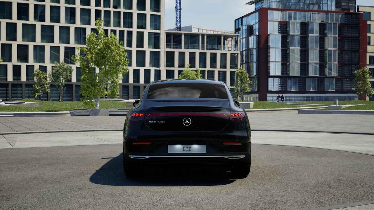 Mercedes-Benz EQE 300 Business Line 89 kWh | Panoramadak | Winter pakket | Memory pakket |