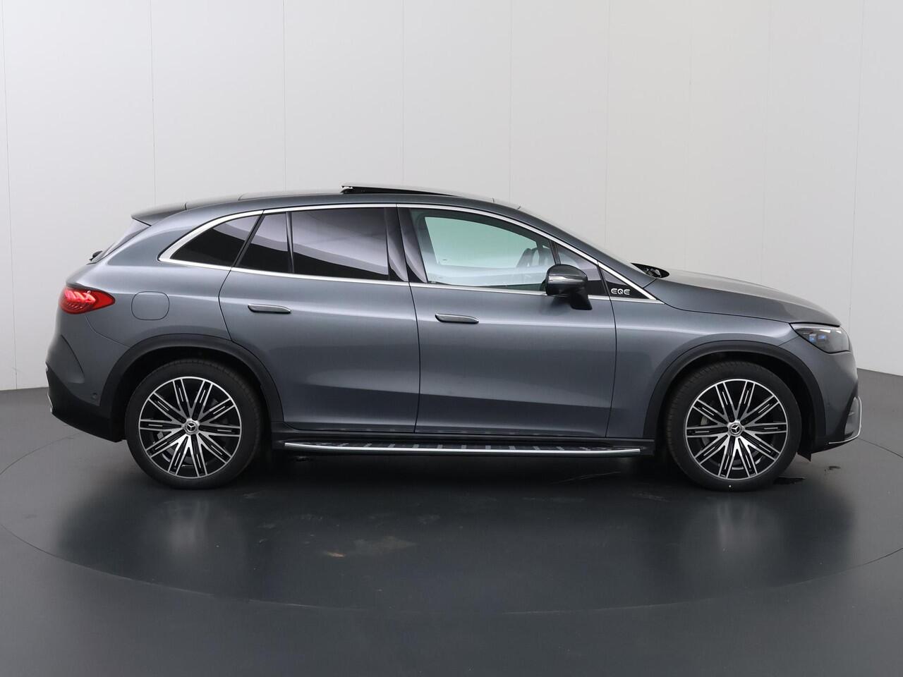 Mercedes-Benz EQE SUV 350+ AMG Line 91 kWh | Panoramadak | Trekhaak | Burmester | Memory stoelen | Luchtvering | Rijassistentiepakket | Stuur/stoelverwarming |